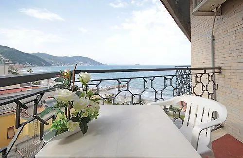 Hotel Aquilia Laigueglia 3*,  Italy